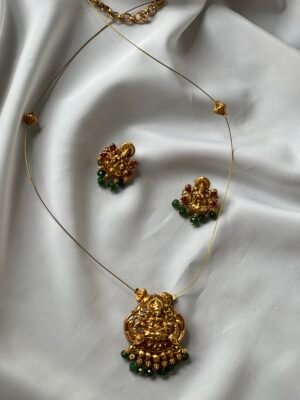 SR 112  INVIIBLE CHAIN WITH LAKHMI LOCKET